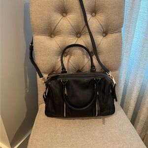 Michael Kors Black Leather Julia Lg Satchel w/ Adjustable Strap & Gold Hardware